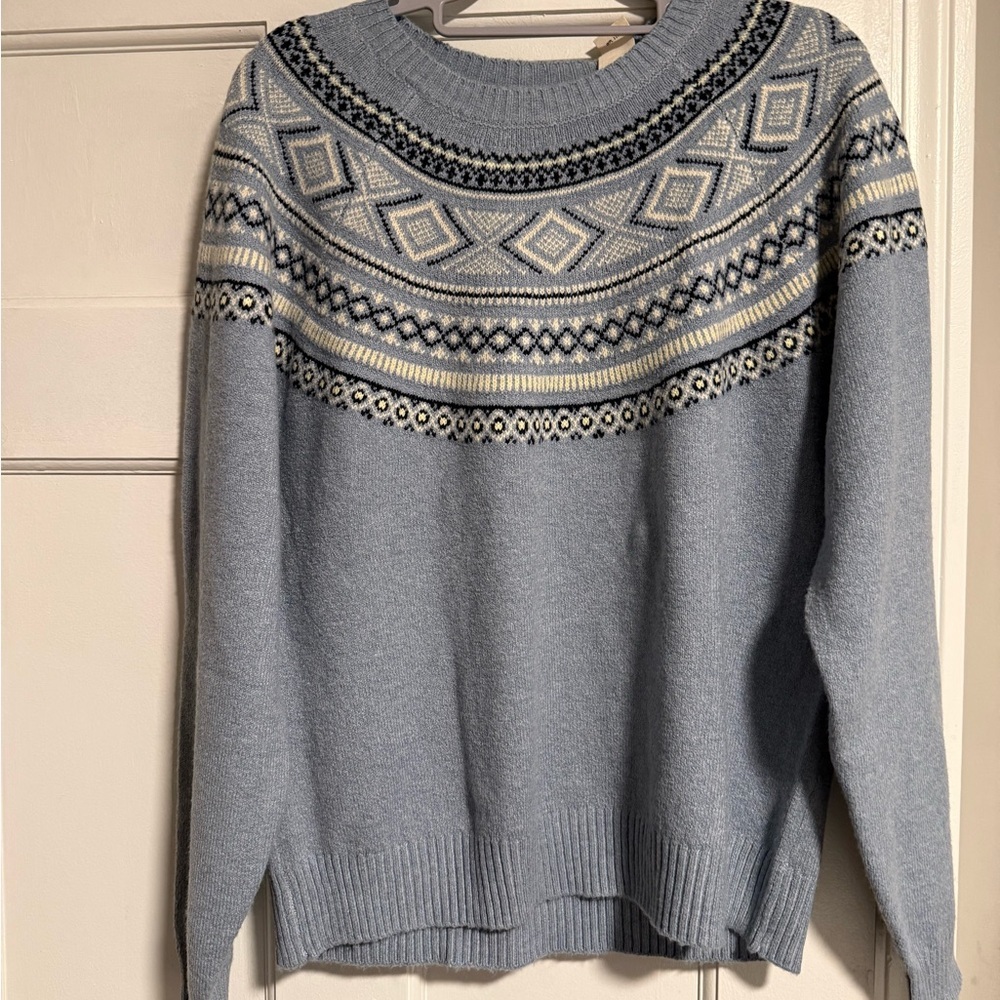 Weatherproof Blue and Cream Patterned Sweater